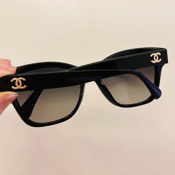 Chanel square sunglasses - Picture 1 of 5